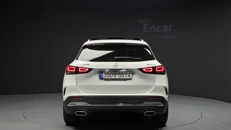 Mercedes-Benz GLA-Class