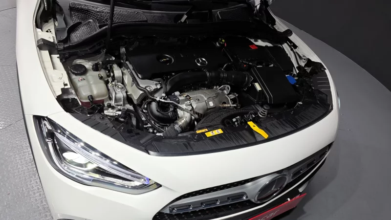 Mercedes-Benz GLA-Class