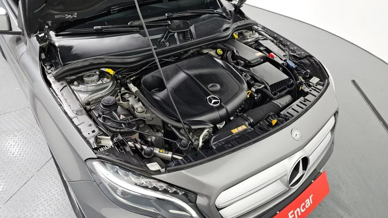 Mercedes-Benz GLA-Class