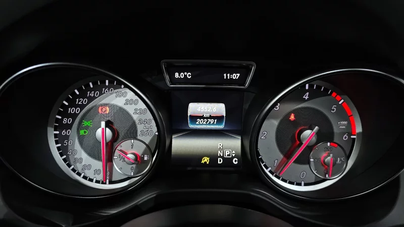 Mercedes-Benz GLA-Class