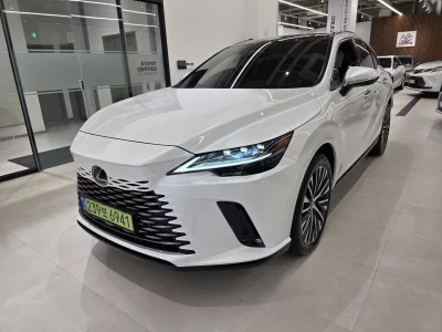 Lexus RX450h+