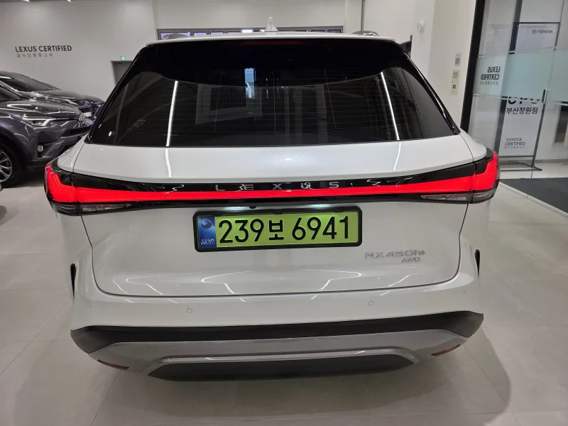 Lexus RX450h+