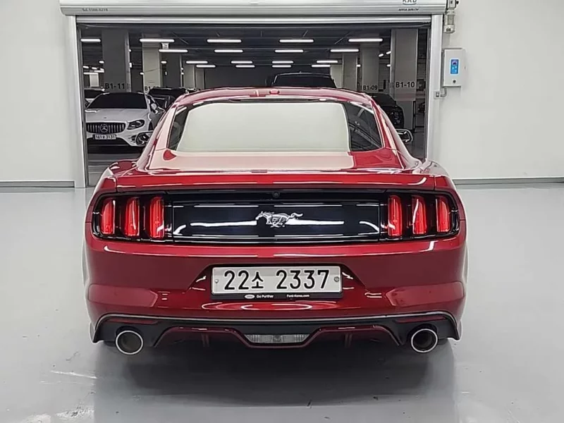 Ford MUSTANG