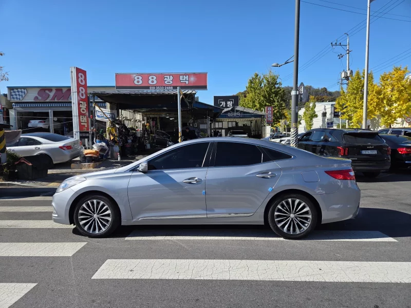 Hyundai Grandeur
