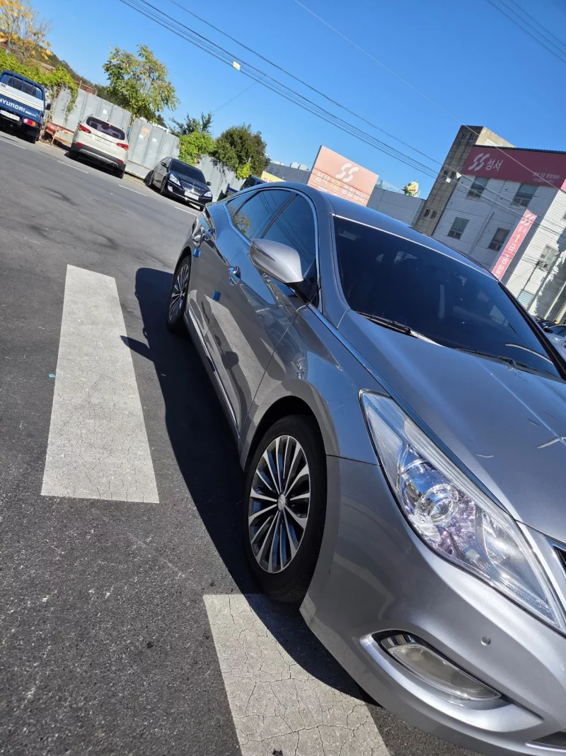 Hyundai Grandeur