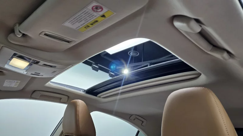 Lexus ES300h