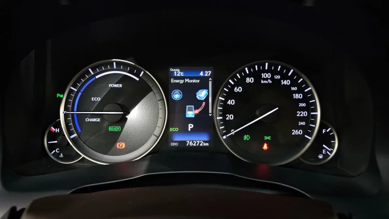 Lexus ES300h