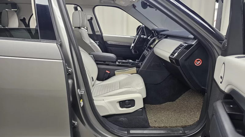 Land Rover DISCOVERY