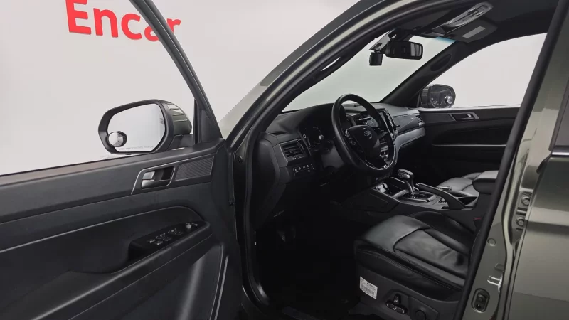 SsangYong Rexton Sports