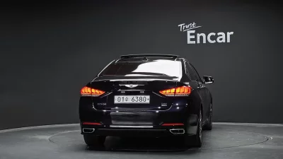 Hyundai Genesis