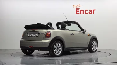 MINI Cooper Convertible