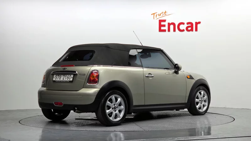 MINI Cooper Convertible