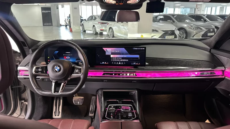 BMW 7-Series
