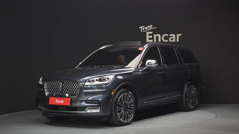 Lincoln AVIATOR