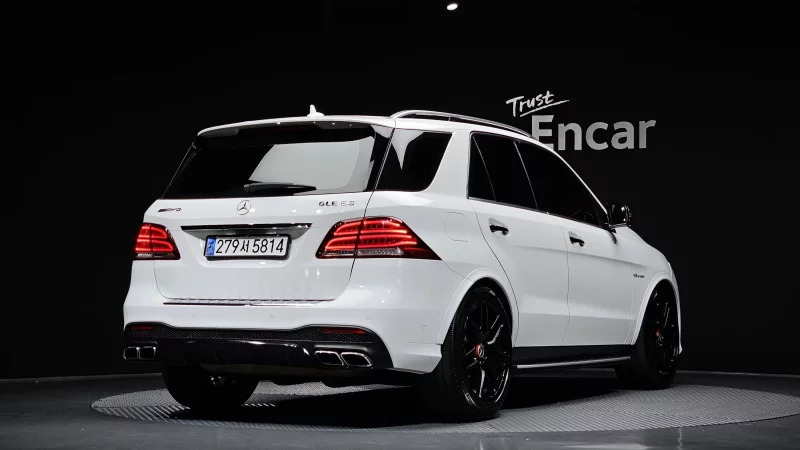 Mercedes-Benz GLE-Class