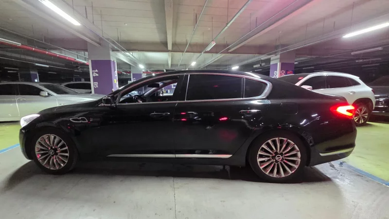 Kia K9