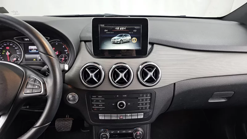 Mercedes-Benz B-Class