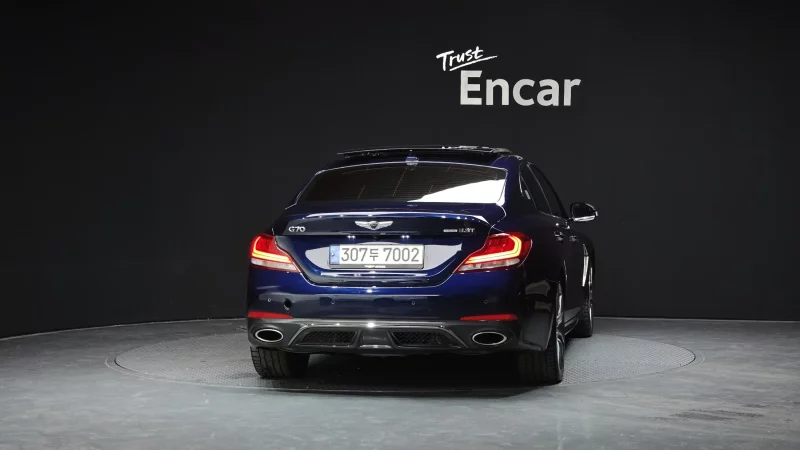 Genesis G70
