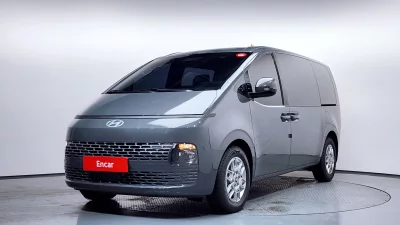 Hyundai Staria