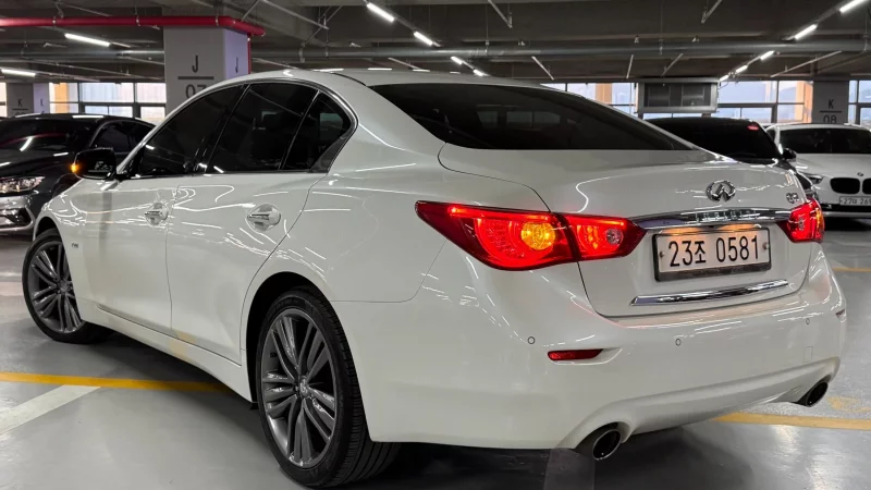 Infiniti Q50