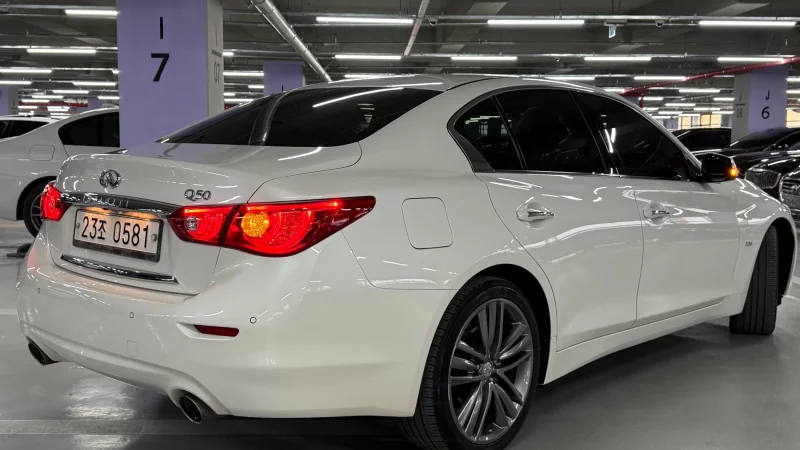 Infiniti Q50