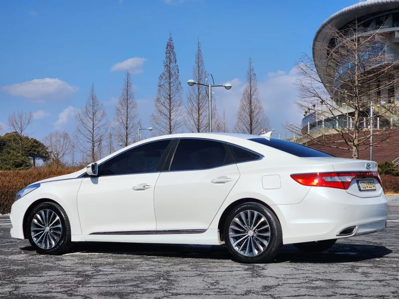 Hyundai Grandeur