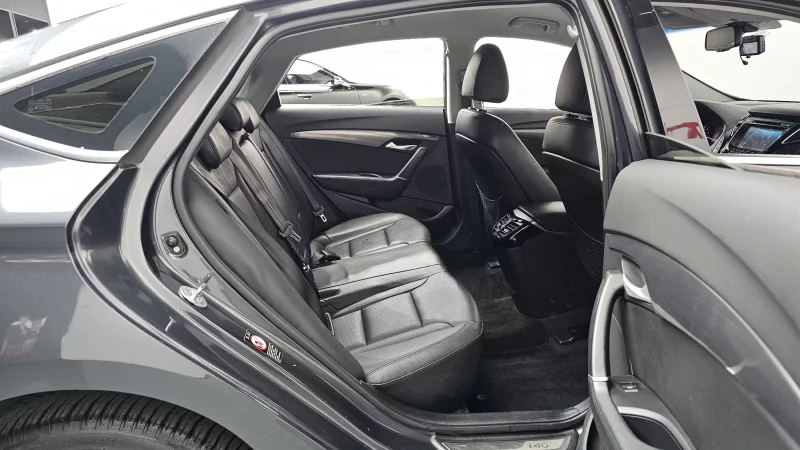 Hyundai I40