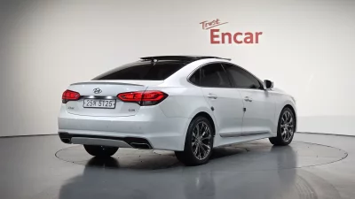 Hyundai Aslan