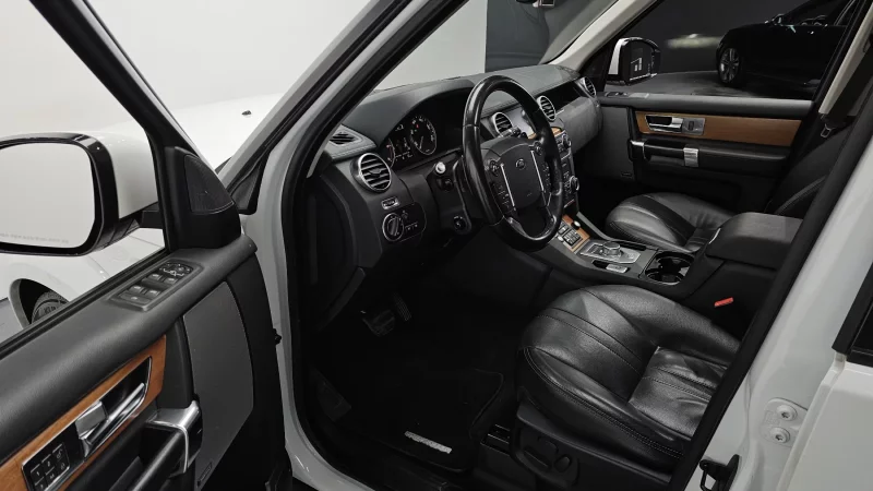 Land Rover DISCOVERY