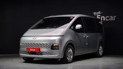 Hyundai Staria
