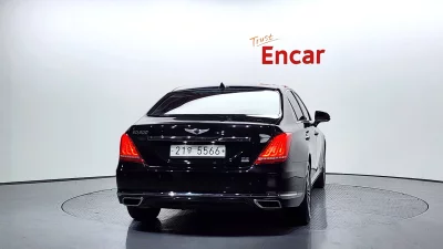 Genesis EQ900
