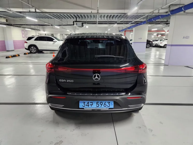 Mercedes-Benz EQA