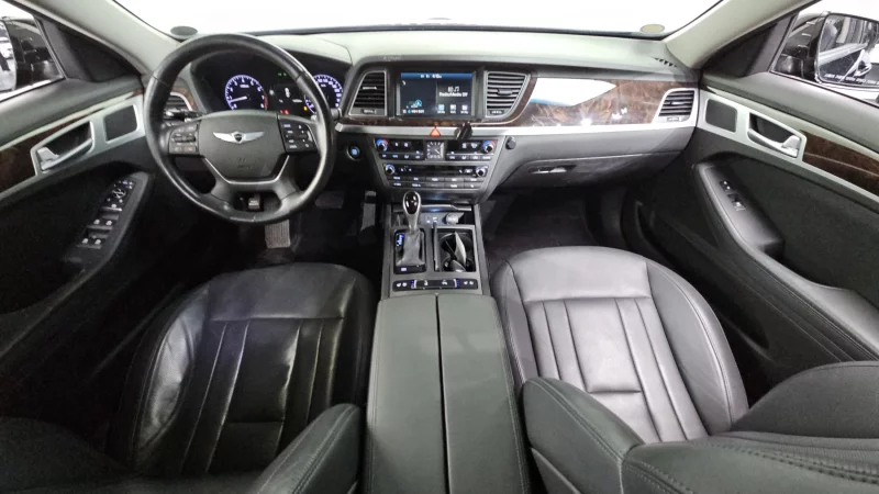 Hyundai Genesis