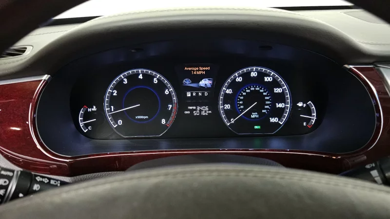 Hyundai Equus