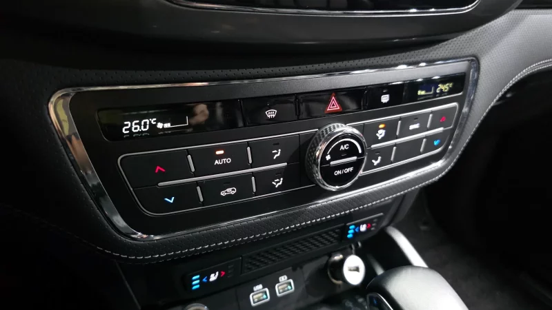 SsangYong Rexton Sports Khan