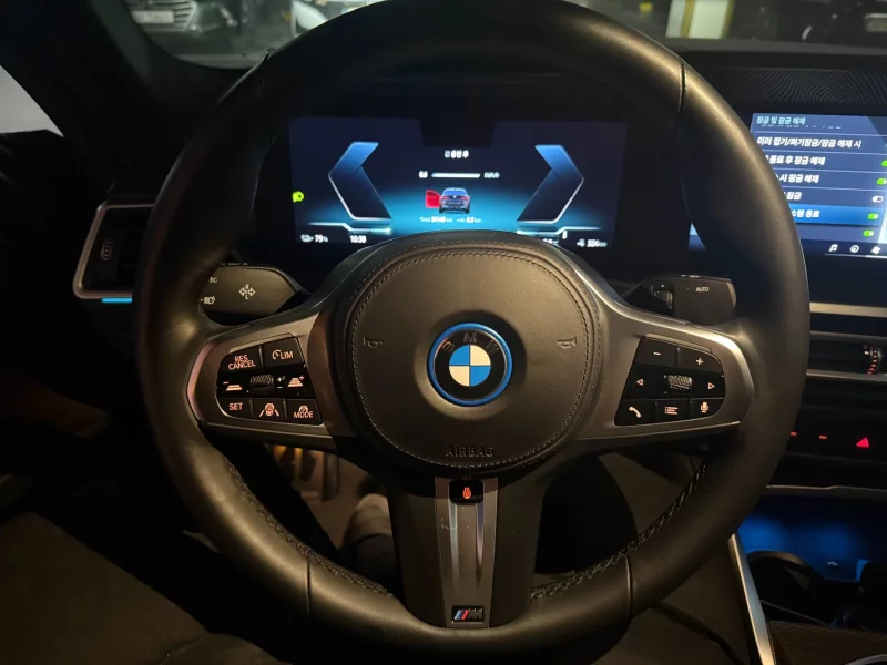 BMW i4