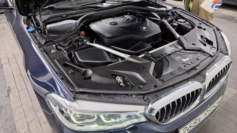 BMW 5-Series