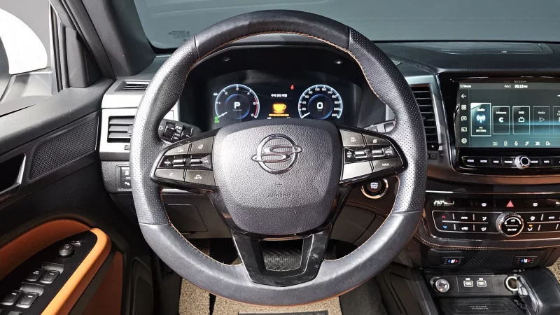 SsangYong Rexton Sports