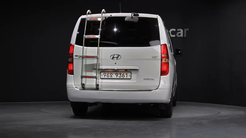 Hyundai Grand Starex