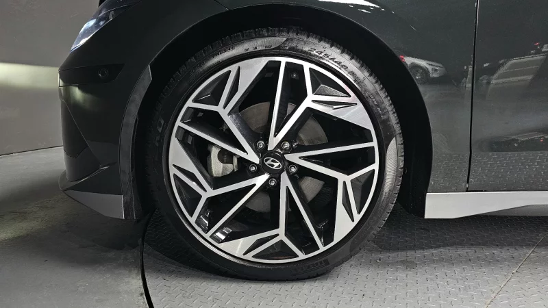 Hyundai Ioniq 6