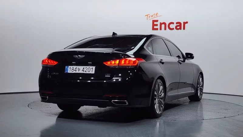 Hyundai Genesis
