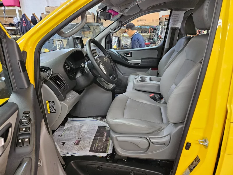 Hyundai Grand Starex