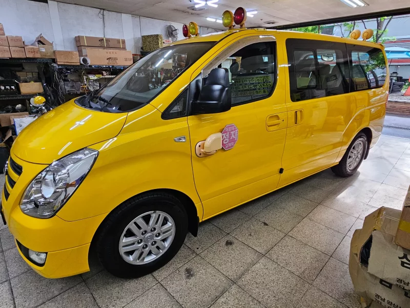 Hyundai Grand Starex