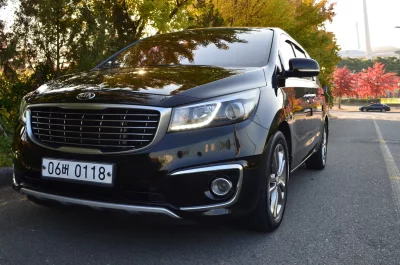 Kia Carnival
