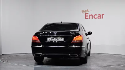 Hyundai Equus