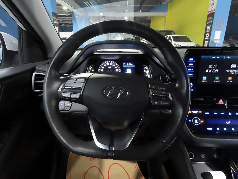 Hyundai Ioniq