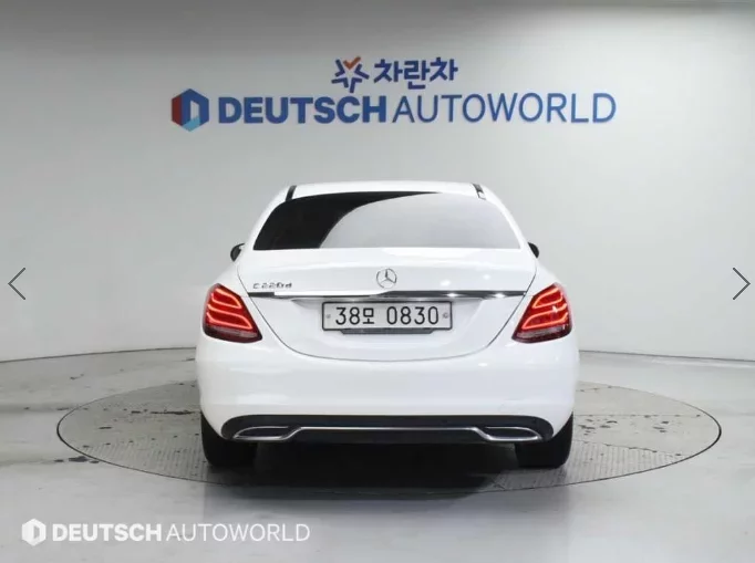 Mercedes-Benz C-Class