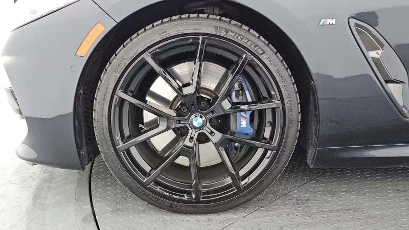 BMW 8-Series