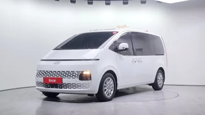 Hyundai Staria