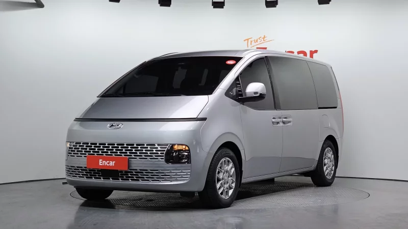 Hyundai Staria